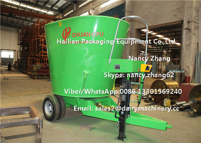 12 立方メートル混合の干し草/草/緑のための移動式 TMR の供給のミキサー機械